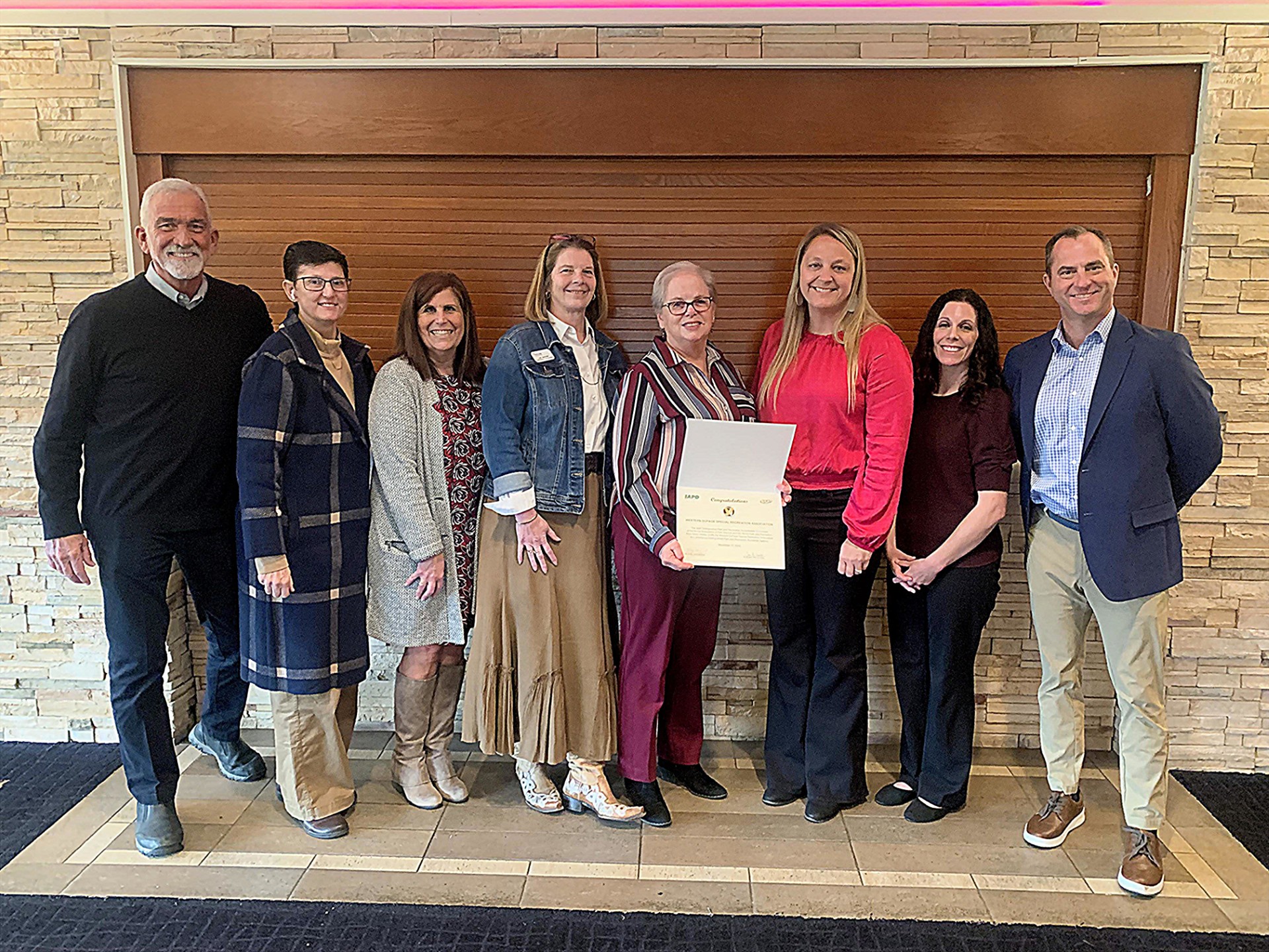 the WDSRA team is presented with the award