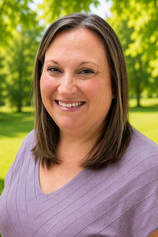 Photo of Ellie Stefanic